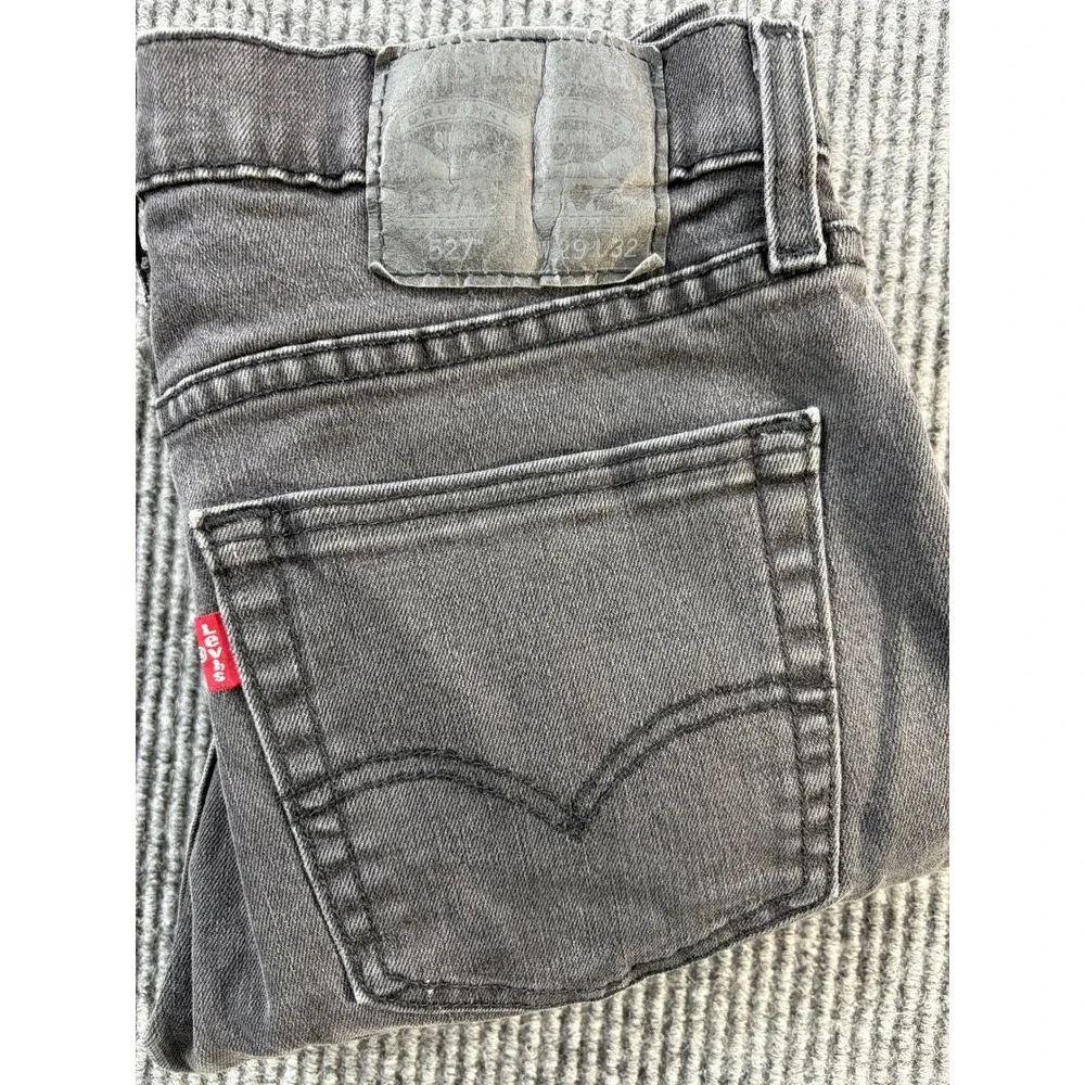 Levis levi 527